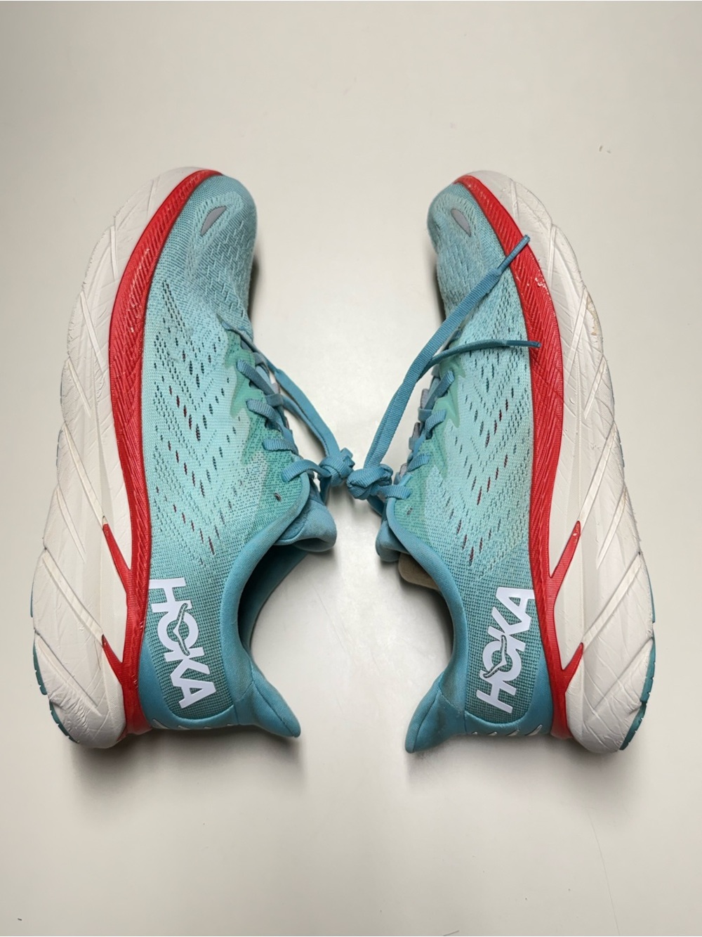 HOKA ONE ONE Clifton 8 Women’s Running Shoes Blue/Red/White Low Top 1119394